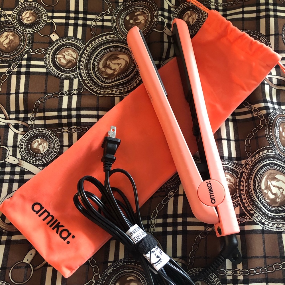 amika Strand Perfect Ceramic Styler